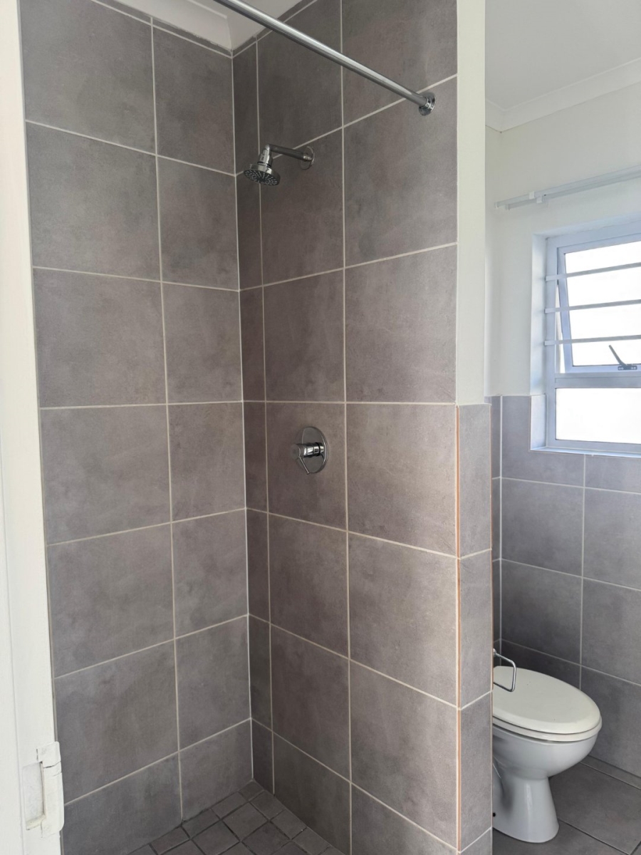 To Let 2 Bedroom Property for Rent in Heather Park Western Cape